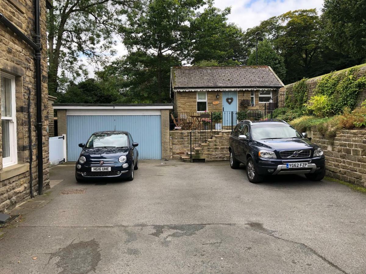 "The Lodge", Holmfirth Exterior photo